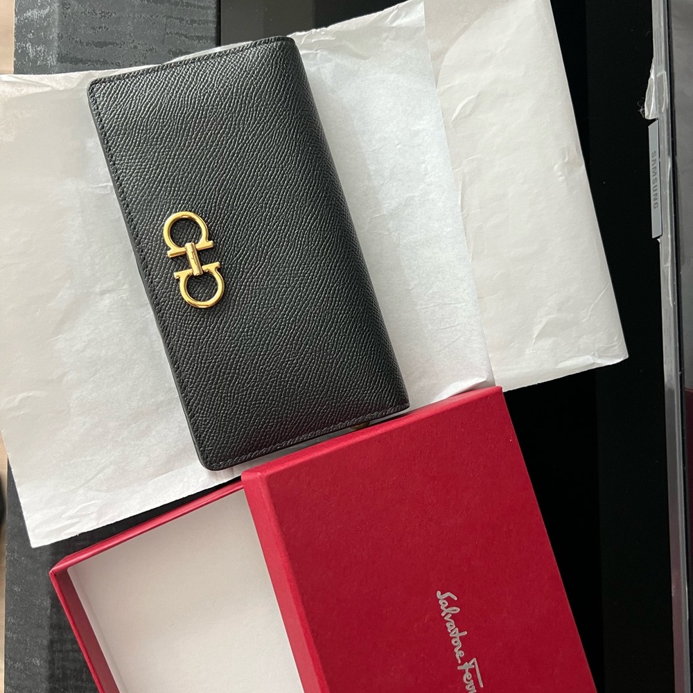 Ferragamo wallet